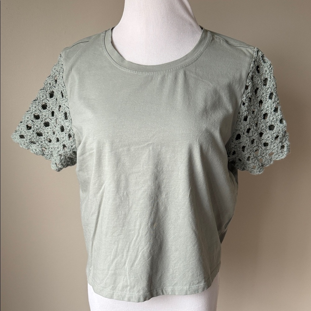 Joie Mixed Media Top With Crochet Sleeves 🌼